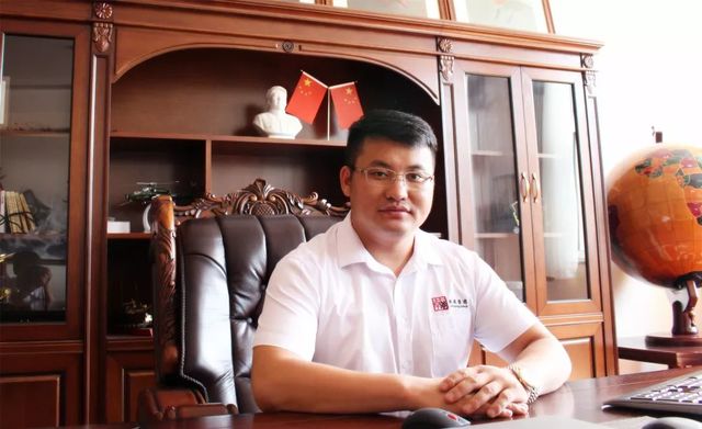 乾港集團(tuán)董事長(zhǎng)安俊峰